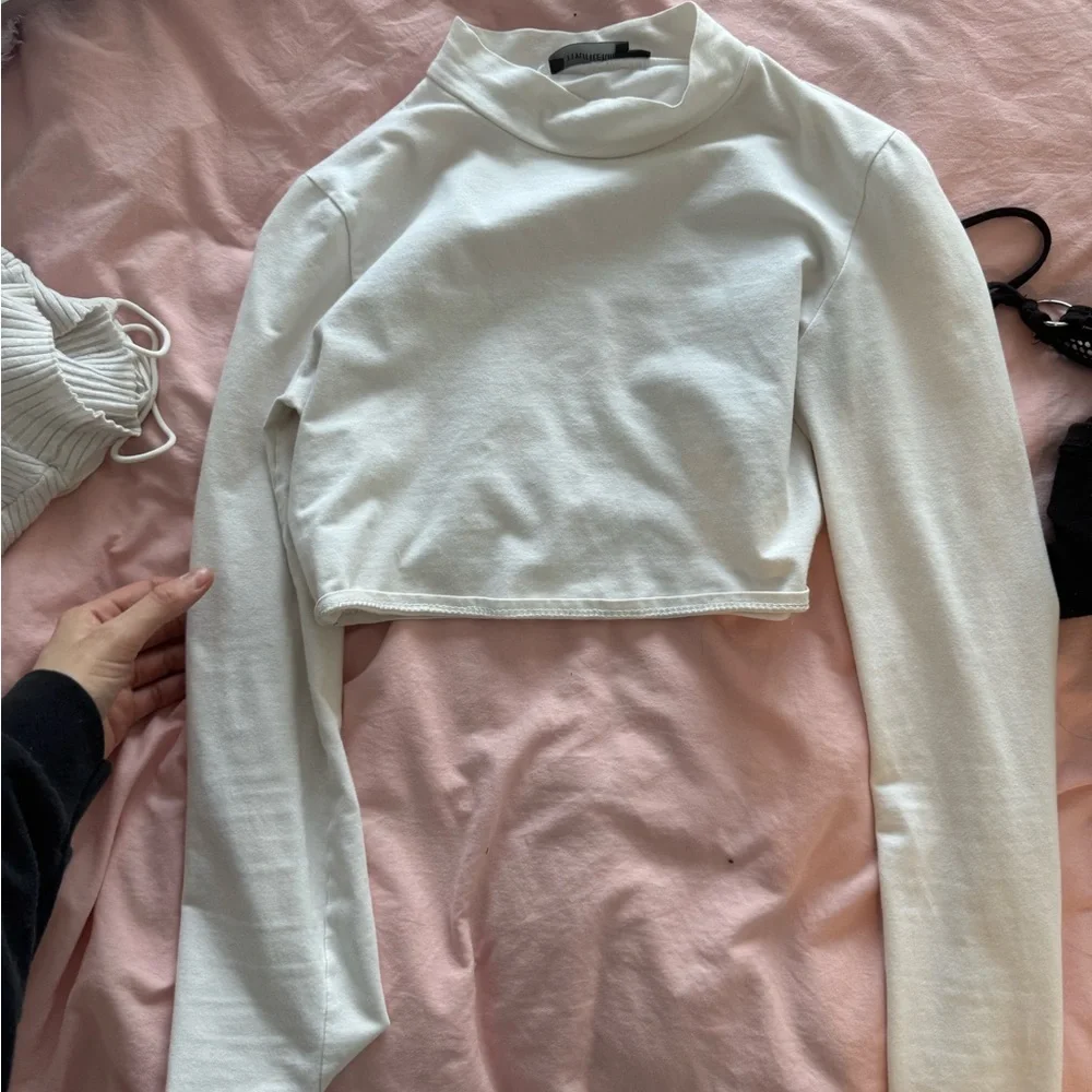 Crop Top Bundle - Picture 5 of 10